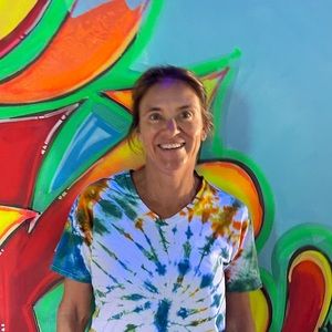 Meet your Posher, Dina